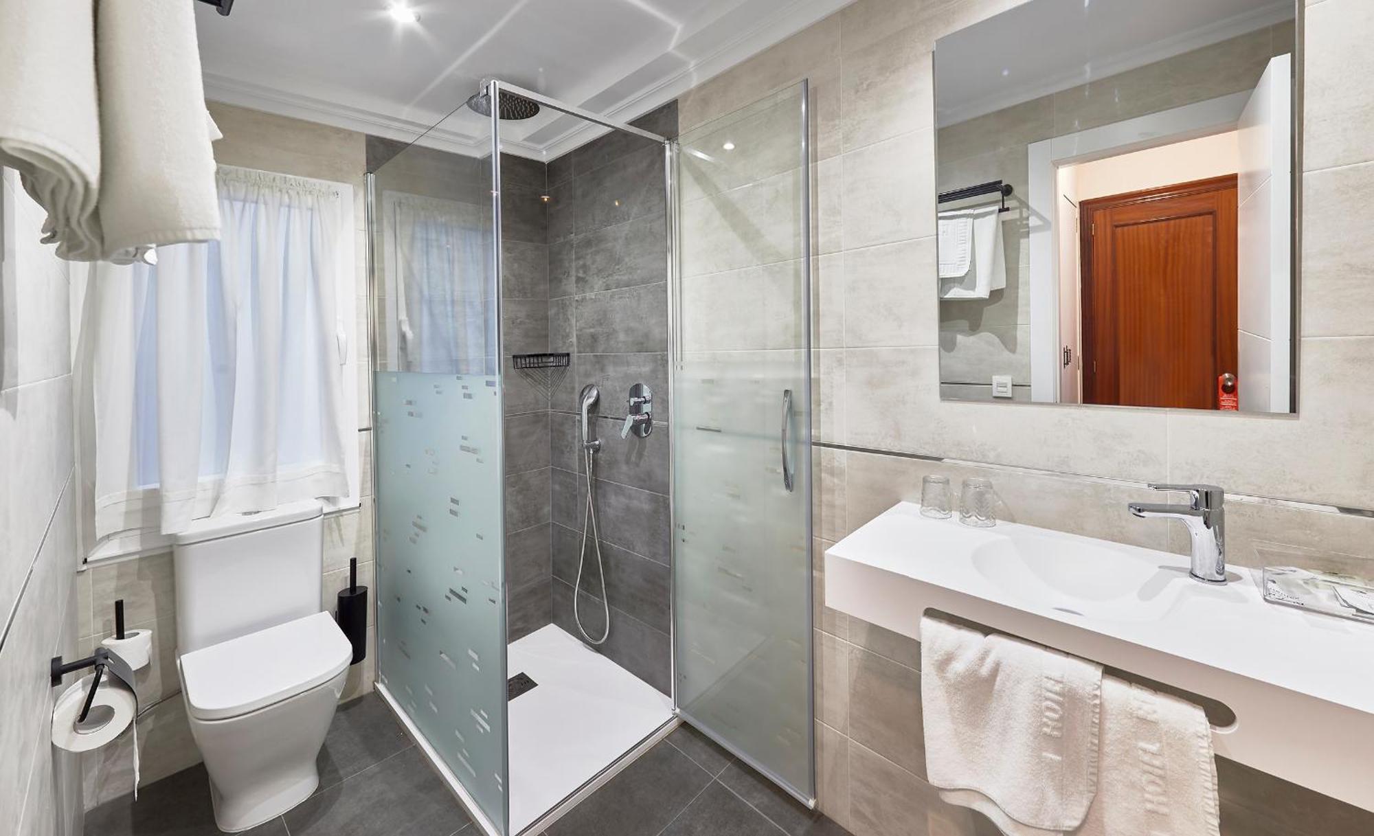 Hotel Rico Luarca Εξωτερικό φωτογραφία
