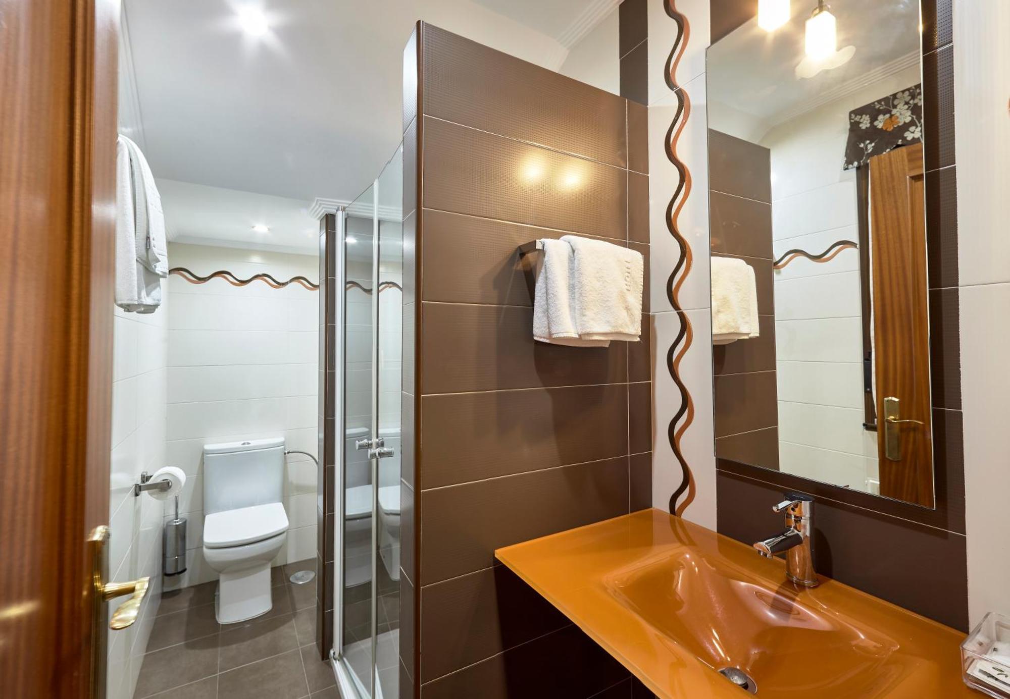 Hotel Rico Luarca Εξωτερικό φωτογραφία
