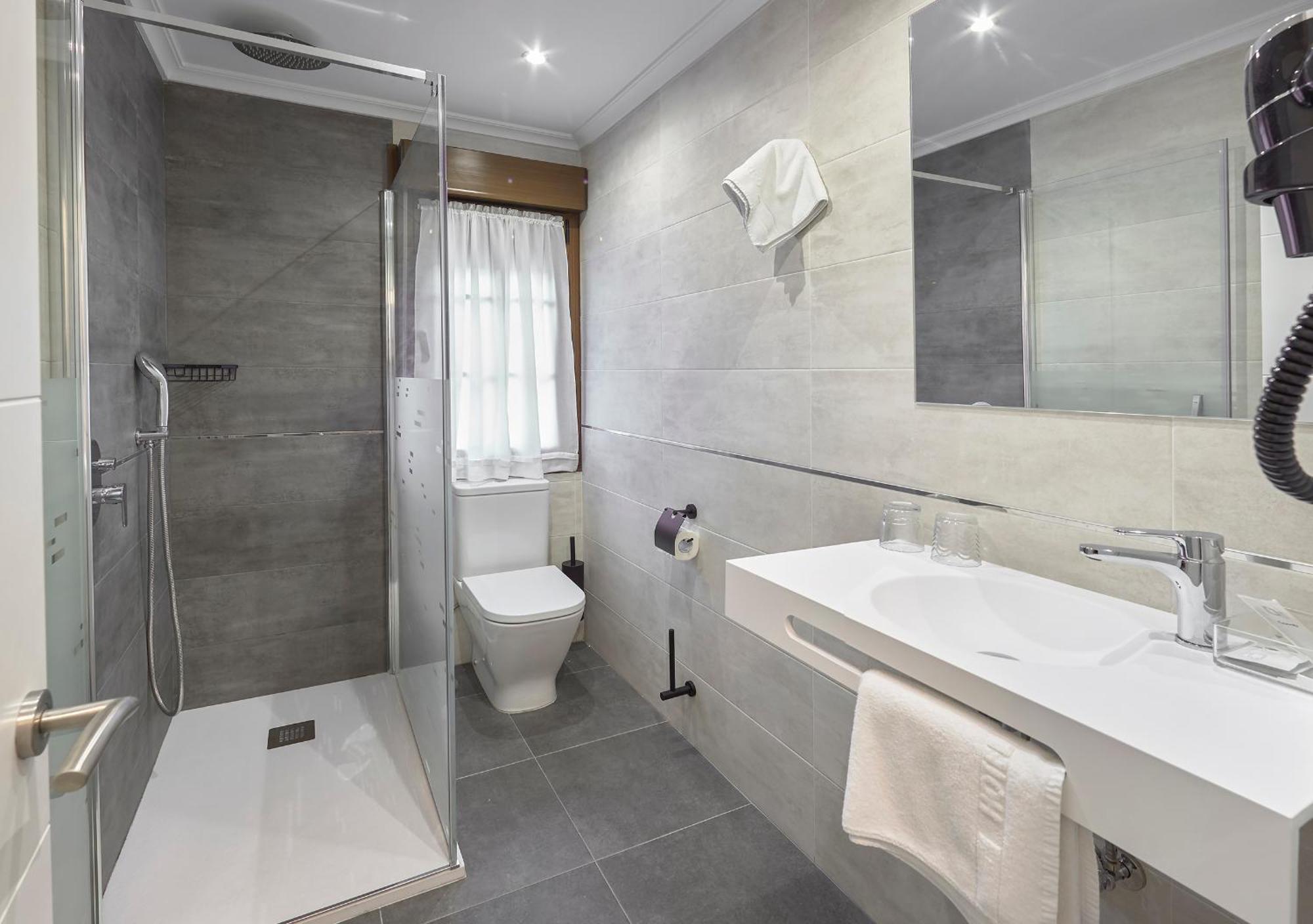 Hotel Rico Luarca Εξωτερικό φωτογραφία